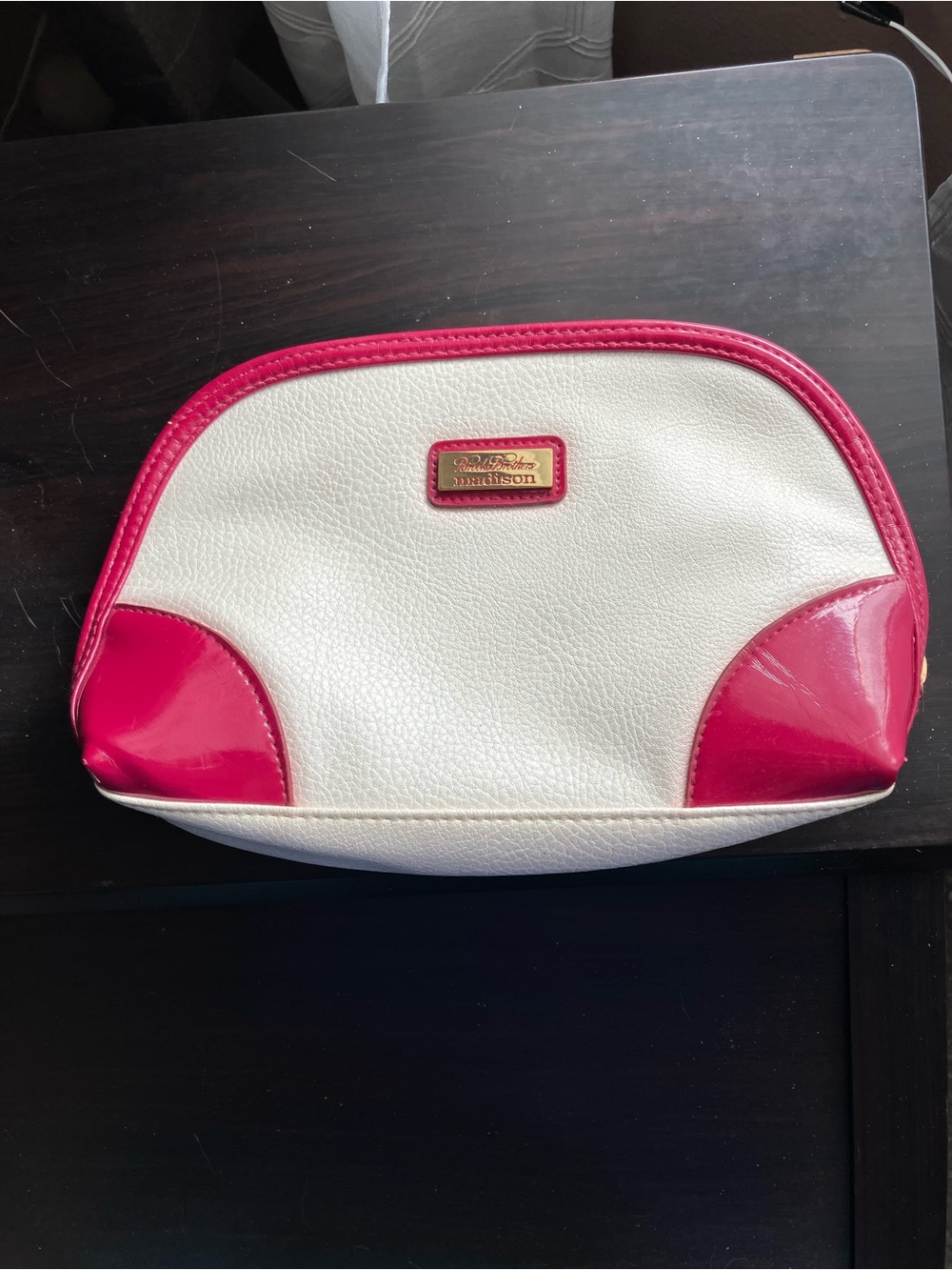 Brooks Brothers White and Pink Cosmetic Case with Gold Logo Plate